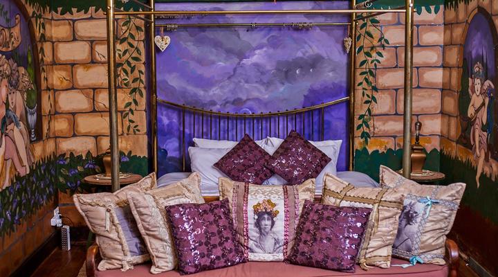 Duck and Dine Guest House