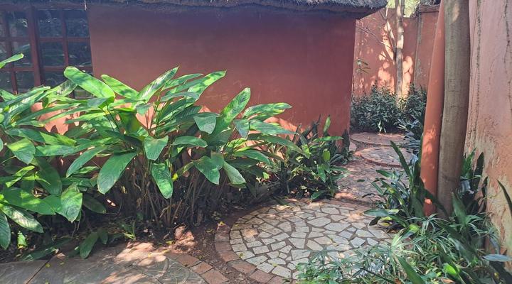 Duck and Dine Guest House