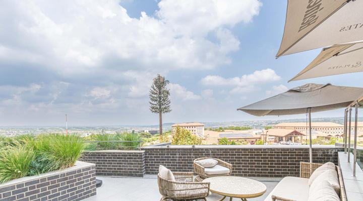 Lux @ Ellipse Galelileo