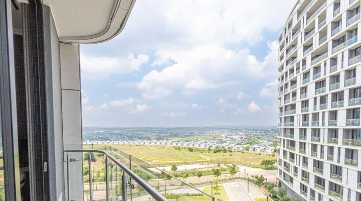 Lux @ Ellipse Galelileo