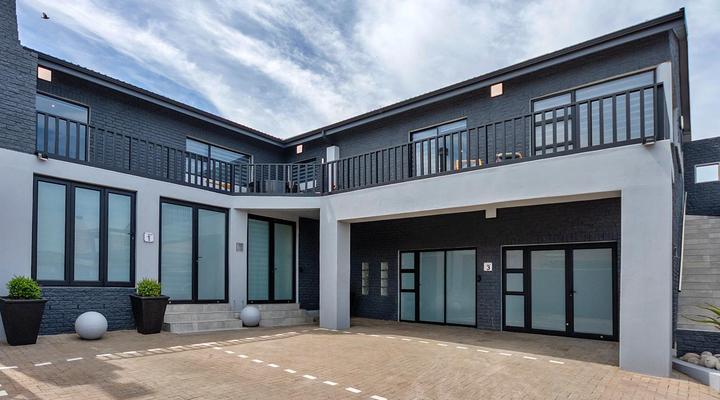 Grey Luxury Accommodation Langebaan