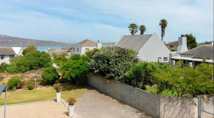 Grey Luxury Accommodation Langebaan