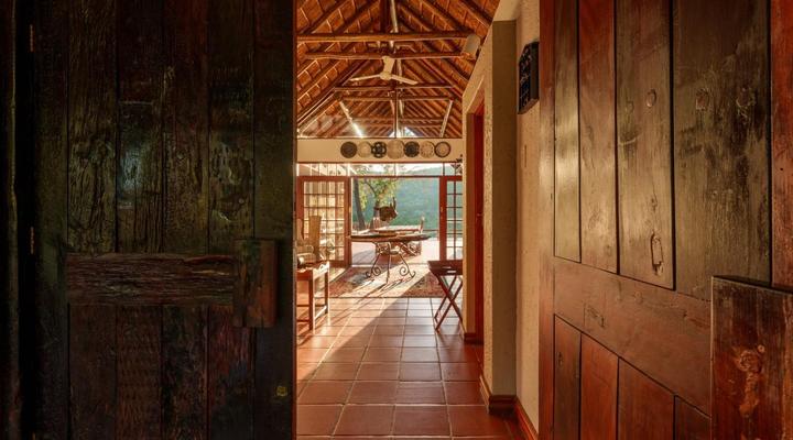 Thaba Metsi Private Game Lodge - Welgevonden