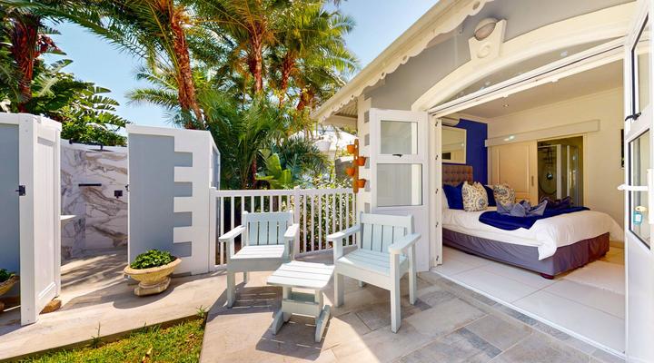 Rose Cottage in Caribbean Estate