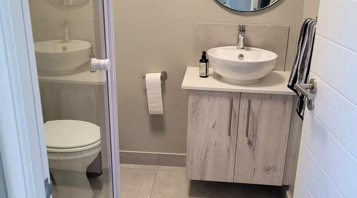 33 @ Nivica - Jon Ollafson Rd