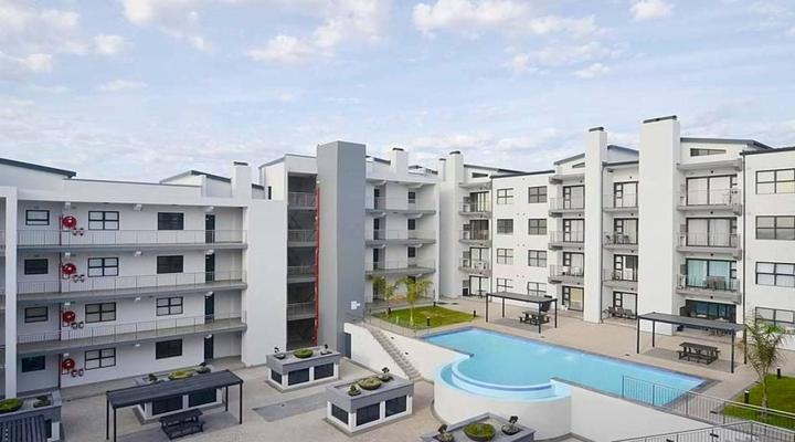 33 @ Nivica - Jon Ollafson Rd