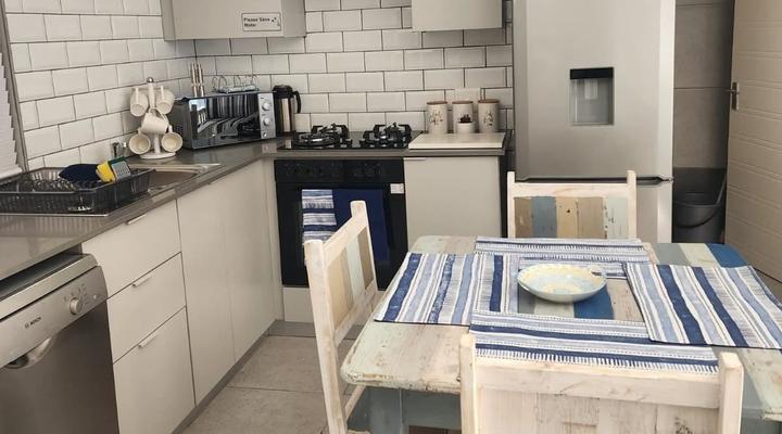 Millennial Arch @ 25 Aparthotel