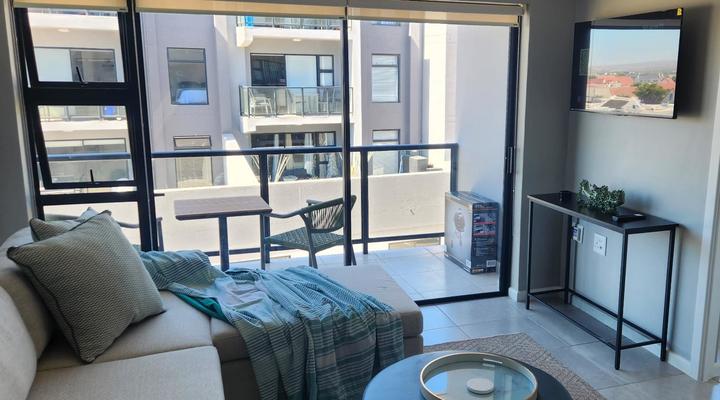 Millennial Arch @ 63 Aparthotel