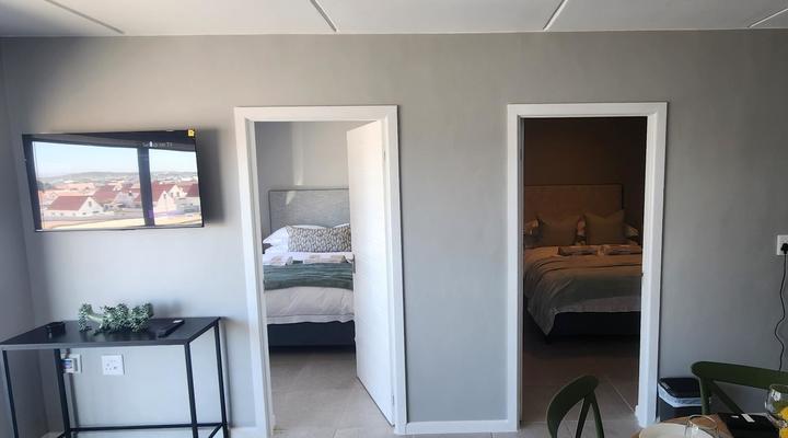 Millennial Arch @ 63 Aparthotel