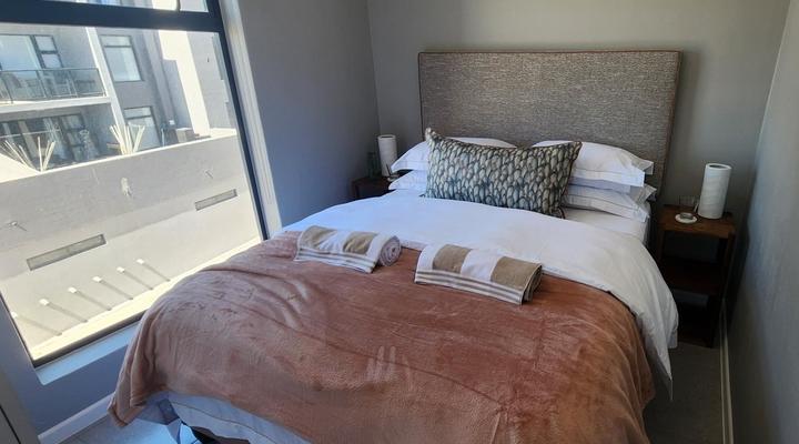 Millennial Arch @ 64 Aparthotel