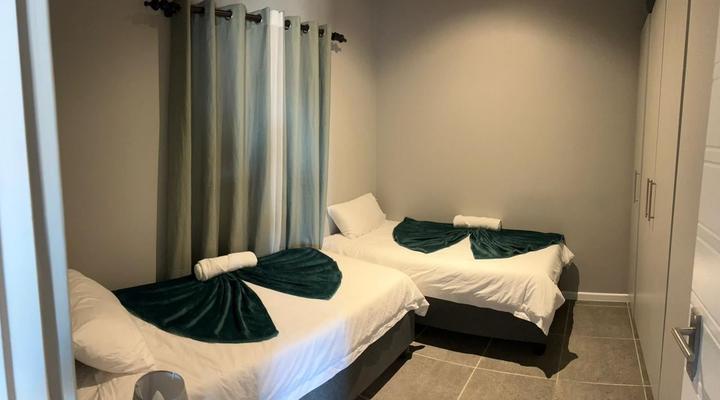 Millennial Arch @ 81 Aparthotel