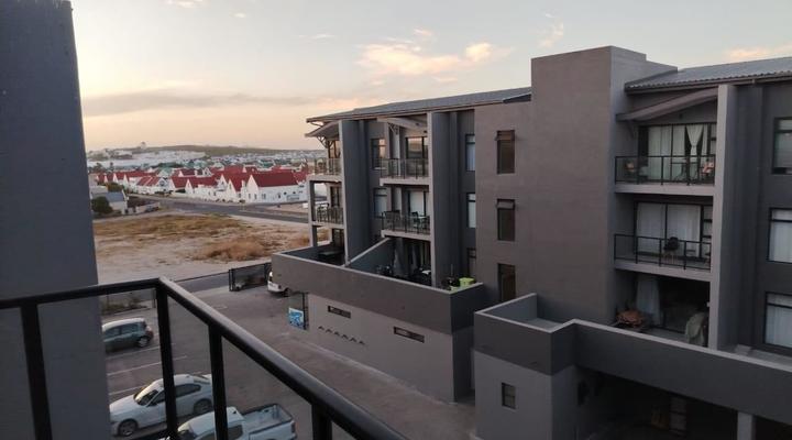 Millennial Arch @ 89 Aparthotel