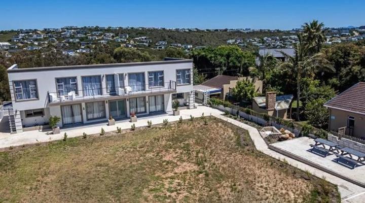 Oceanberg Apartments