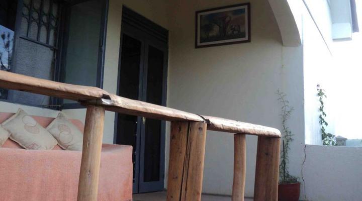 Rushozi Country Home