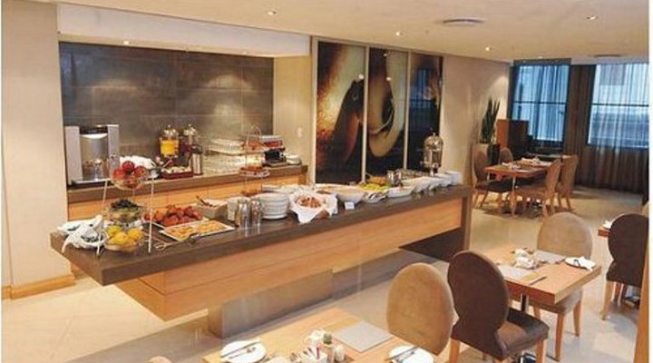 Holiday Inn Express Cape Town