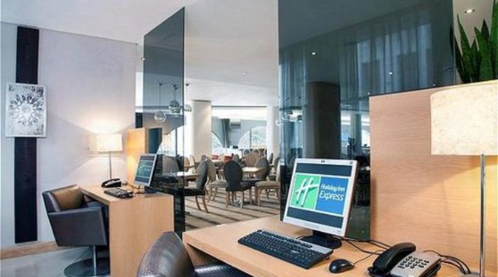 Holiday Inn Express Cape Town