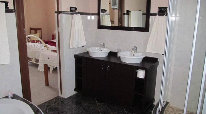 De Sandsteen Gastehuis