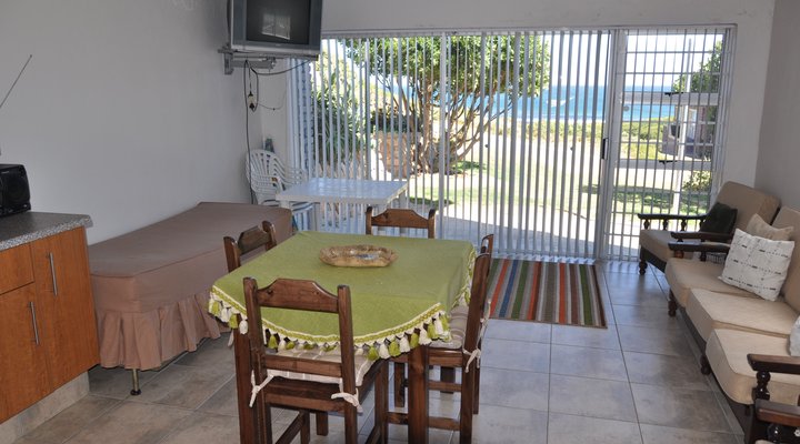 Grondjie-Gaatjie De Kelders Self-catering