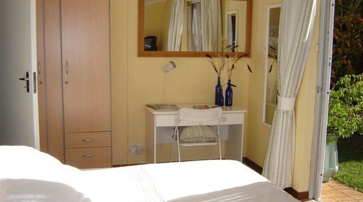 Fiddlewood and Stone Cottages