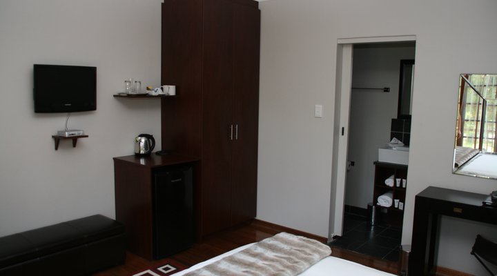 Alchemy Waverley Manor