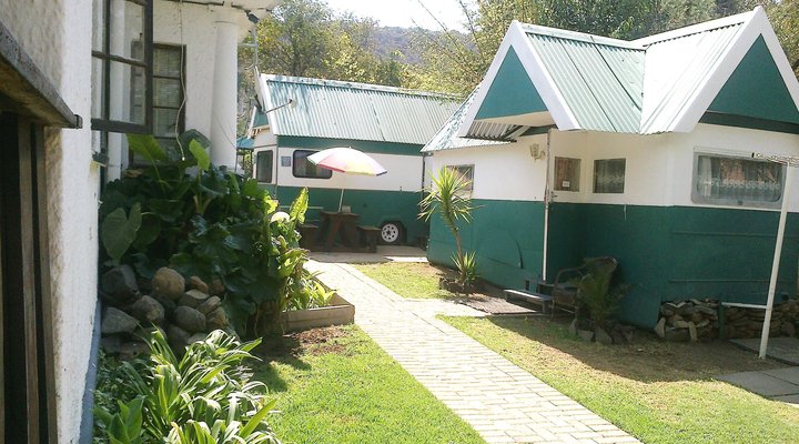 Caravan Lodge