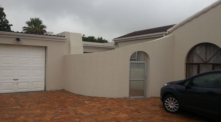 Lexcity Holiday Home