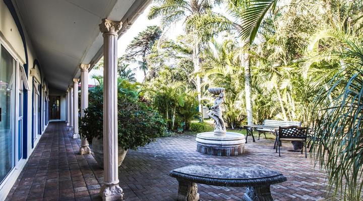 Luxury Suites on Santorini