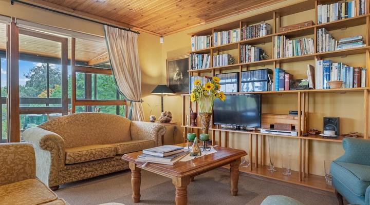 Pumula Lodge Knysna 4 Star GuestHouse