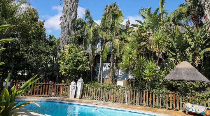 Golden Lantern Guest Lodge