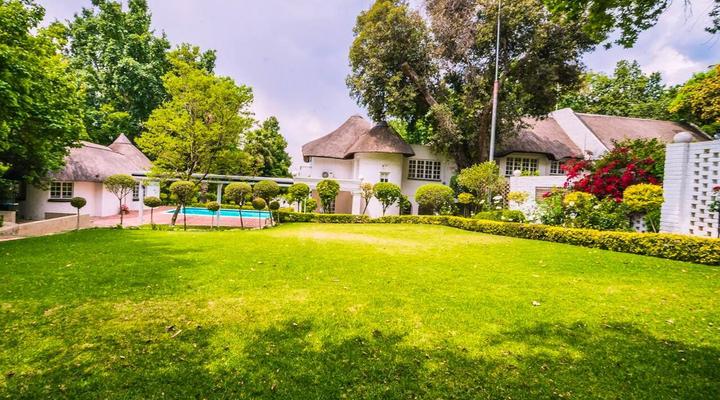 Sandton Country Manor