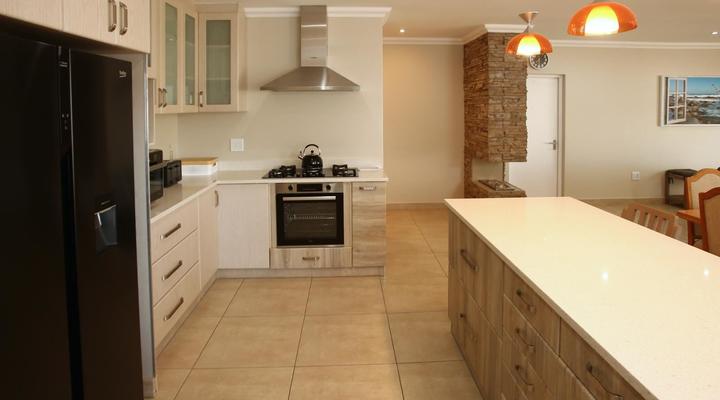 4 On Blue Langebaan 6 Sleeper