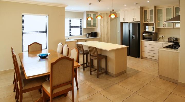 4 On Blue Langebaan 6 Sleeper