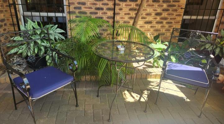 Hillton Manor Guest House