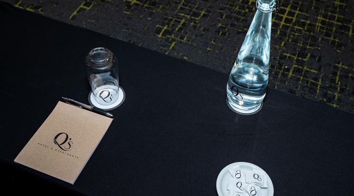 Q's Evander Hotel and Apartments