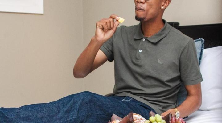 Q's Evander Hotel and Apartments