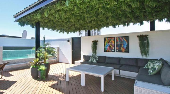 Crayfish Penthouse @ The Onyx - Cape Town