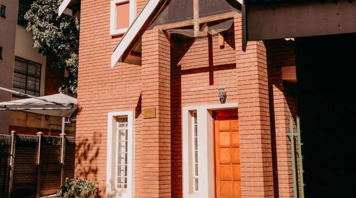 La Rona Hospitality Services