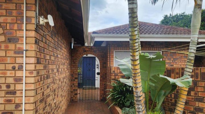 Hillton Manor Self-catering Apartments