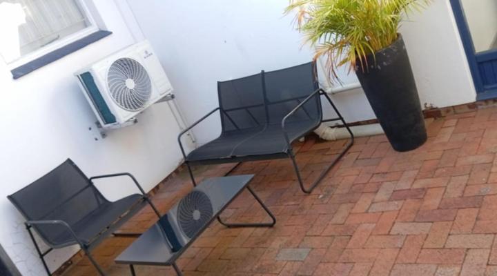 Hillton Manor Self-catering Apartments