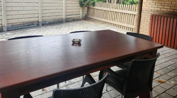 Hillton Manor Self-catering Apartments