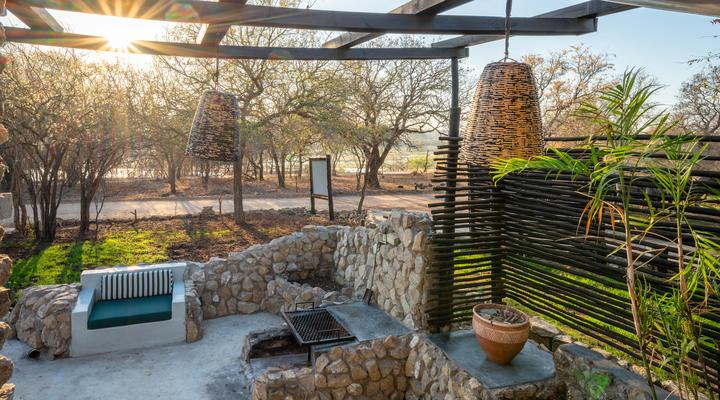 Foxy Crocodile Bush Lodge & Kruger Safaris