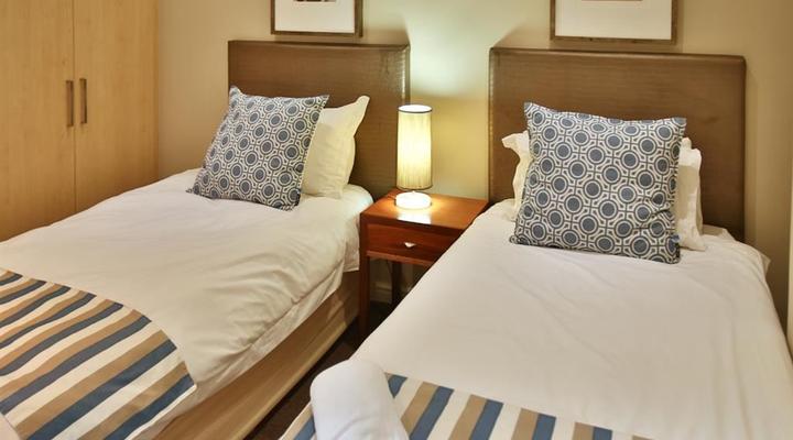 Ellefsen Golf Suite 102