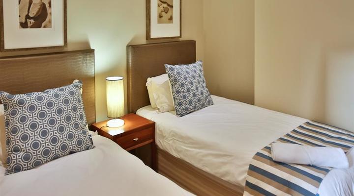 Ellefsen Golf Suite 102