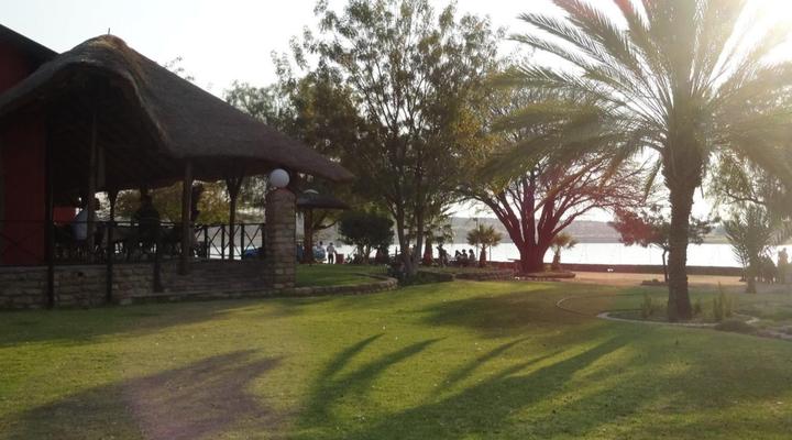 Die Dam - Transkalahari End Resort