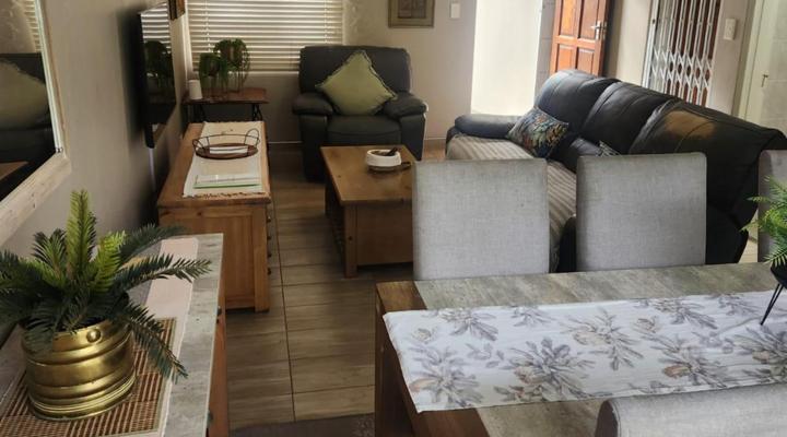 Hillton Manor Self-catering Accommodation