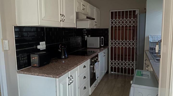 Hillton Manor Self-catering Accommodation