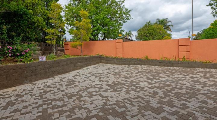 Le Chateau Guesthouse