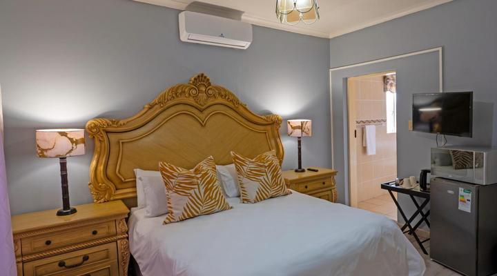 Le Chateau Guesthouse