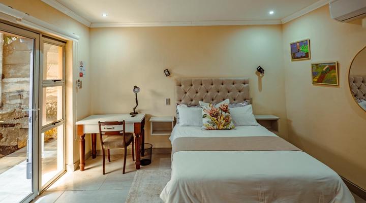 Le Chateau Guesthouse