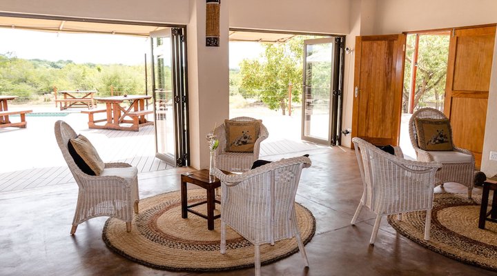 Cheetah Paw Eco Lodge